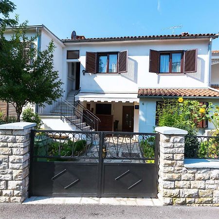 Apartments Nives Porec Exterior photo
